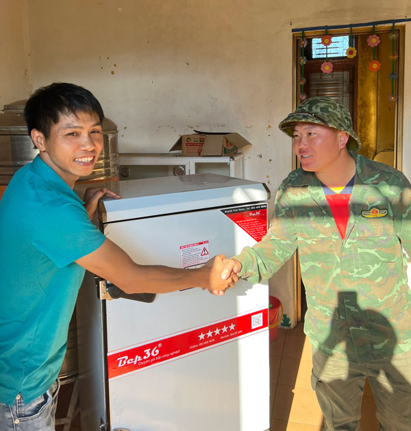 dự án tủ nấu cơm từ thiện cho các điểm trường khó khăn tỉnh Sơn La 1